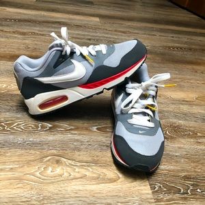 Nike AirMax Live Strong Limited Edition